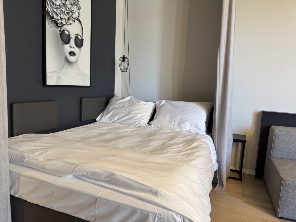 【宿泊レビュー】ウィーン中央駅すぐ！Adina Serviced Apartments Vienna