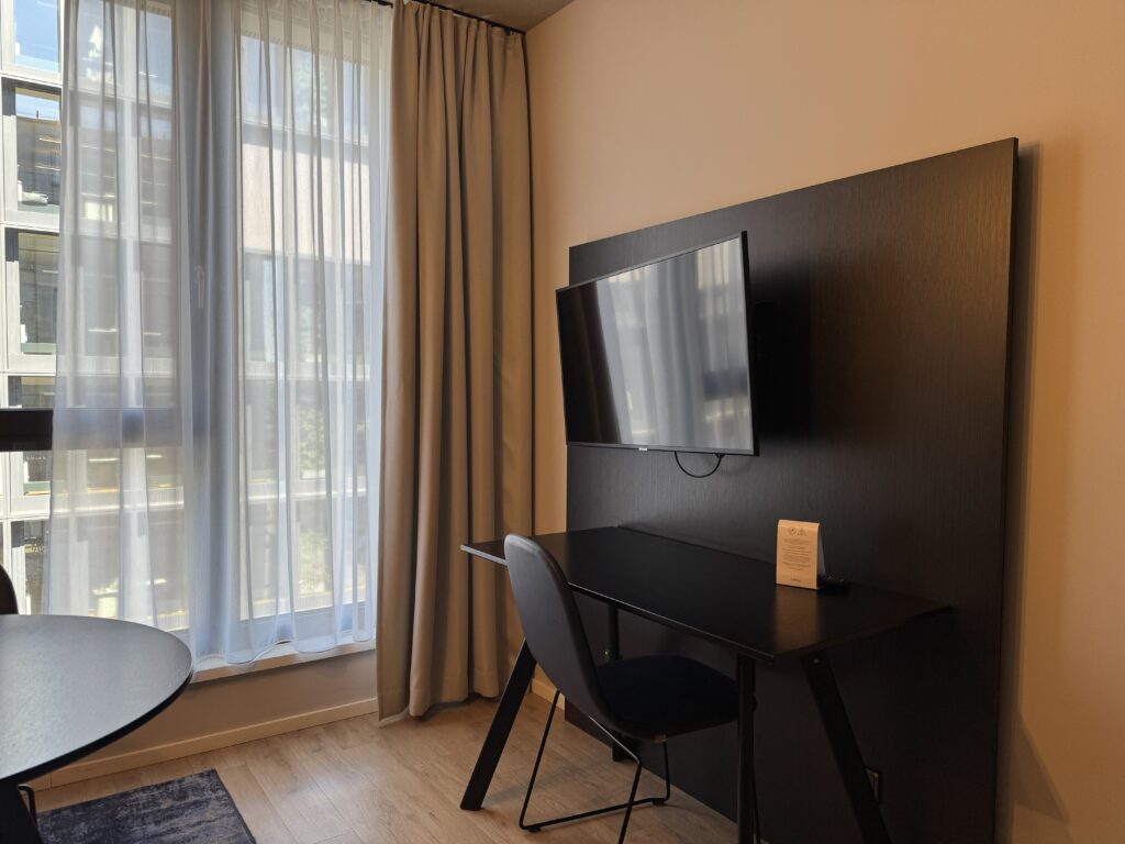 【宿泊レビュー】ウィーン中央駅すぐ！Adina Serviced Apartments Vienna