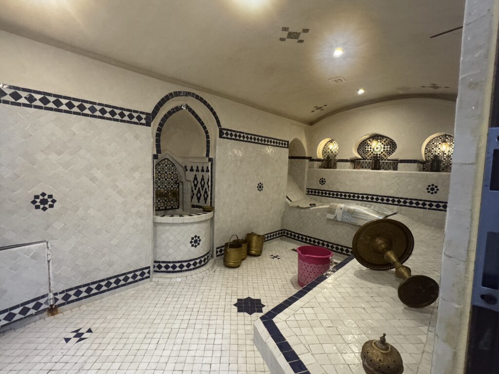【宿泊レビュー】シェフシャウエンの可愛いリヤド、Alhambra Ryad & Spa