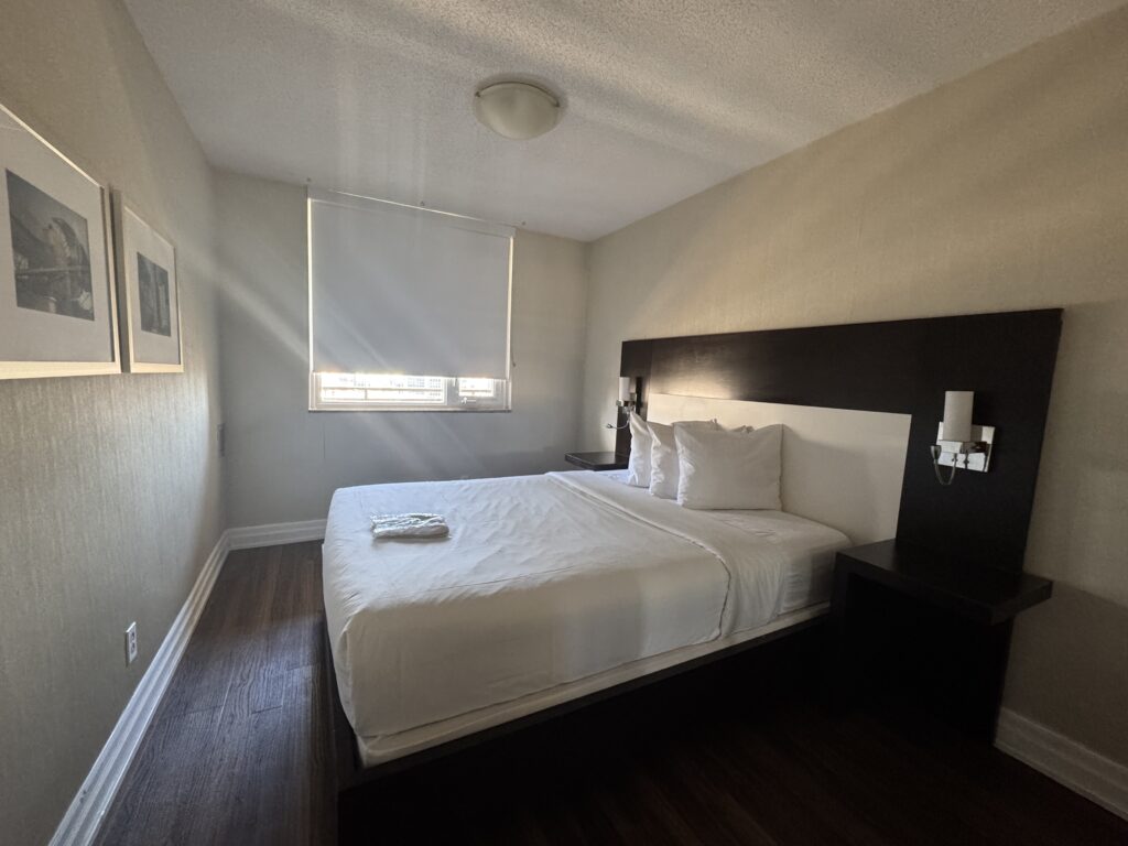 【宿泊レビュー】トロント長期滞在に最高コスパ!Town Inn Suites Hotel